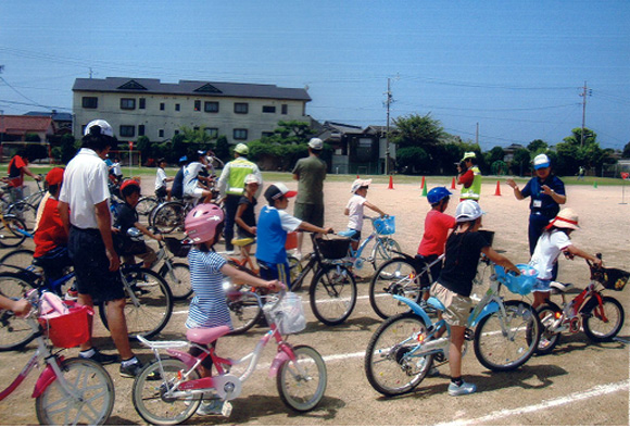 和具小学校における自転車教室の開催