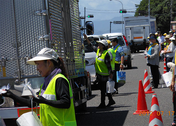 飲酒運転根絶及びシートベルト等着用推進キャンペーンの実施