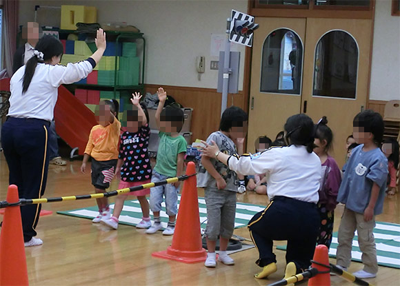 相賀幼児園における交通安全教室の実施