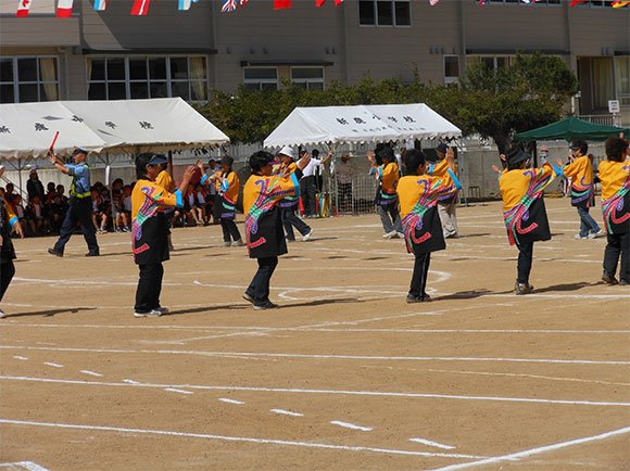 交通安全音頭披露による広報啓発活動の実施