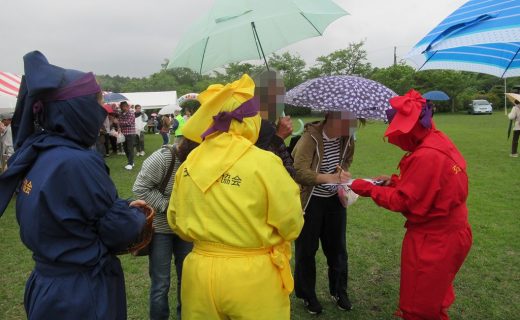 「余野公園つつじ祭り」における交通安全啓発活動の実施