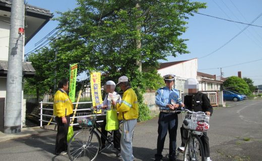 大山田中学校における交通安全啓発活動の実施