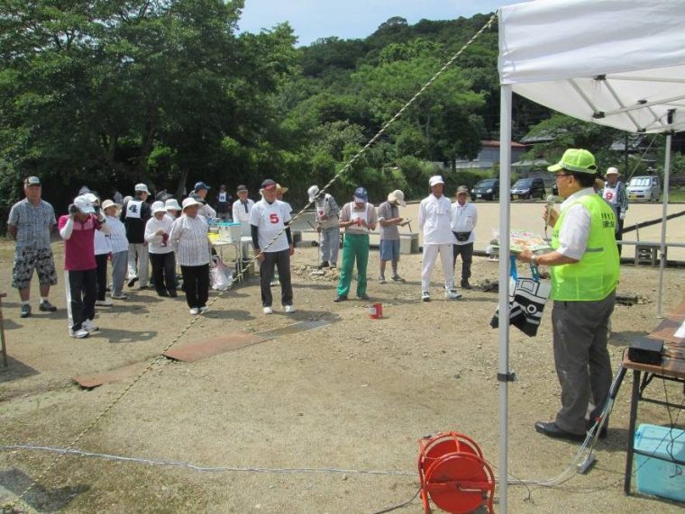 伊勢市上野地区における交通安全啓発活動の実施