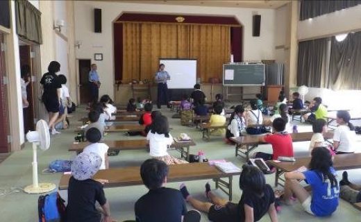 こども勉強会における交通安全教室の実施