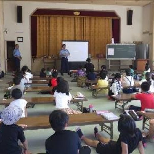 こども勉強会における交通安全教室の実施