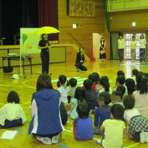 名張市立桔梗が丘小学校における交通安全教室の実施