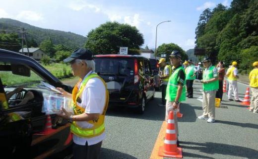 夏の交通安全県民運動出発式・キャンペーンの実施