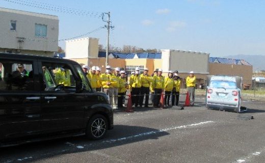 安全運転サポート車（サポカー）の衝突回避実験への参加